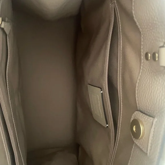 Coach Signature Beige and Cream Tote - Picture 7 of 10
